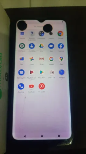 Celular Motorola comancha mas funciona.