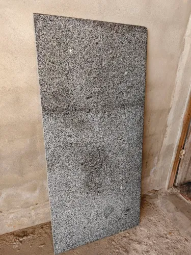 Tampo de granito cinza 1,40 × 0,60 m - 3 cm