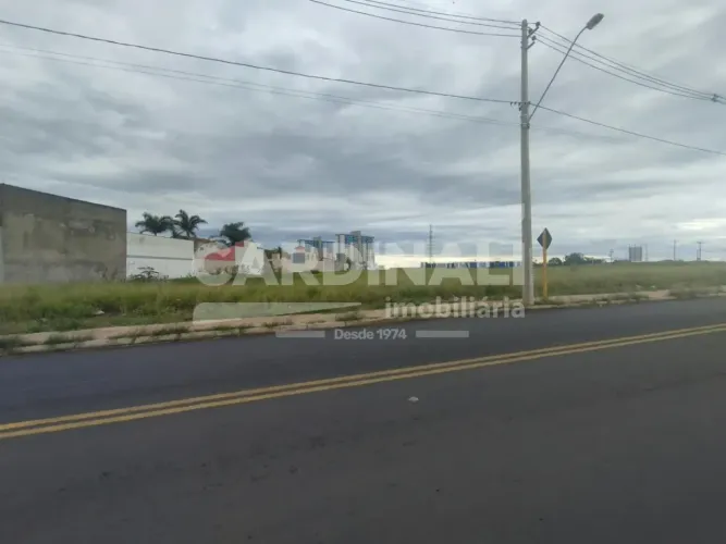 Area comercial com localização privilegiada em São Carlos