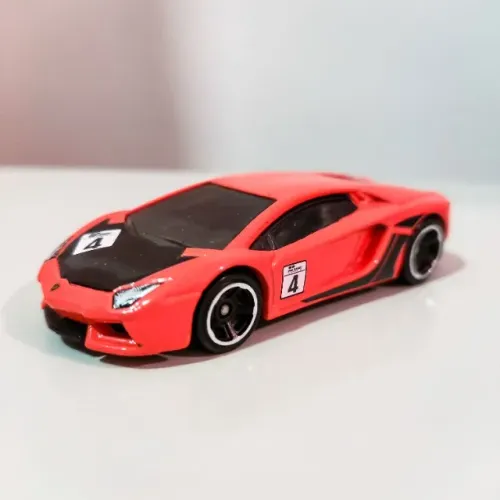 Hot Wheels Gran Turismo - Lamborghini Aventador LP 700-4