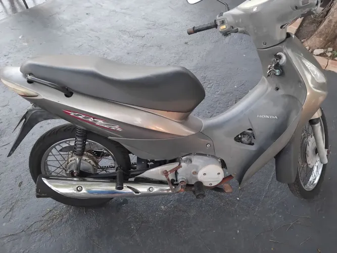 Honda bis 2008 ks