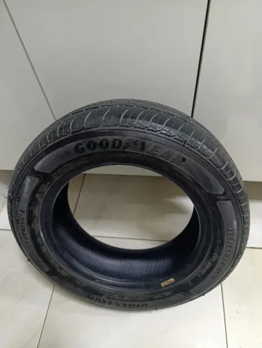 2 pneu Goodyear aro 14