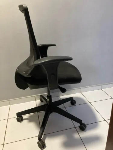 Cadeira com rodinhas flexform