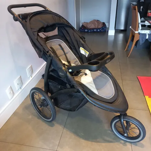 Carrinho de bebê GRACO
