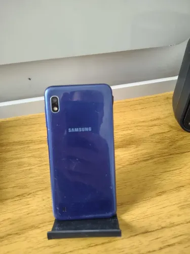Samsung A10 - 32gb