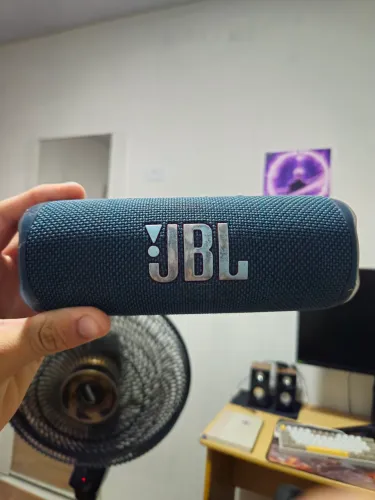 JBL Flip 6 - Usado
