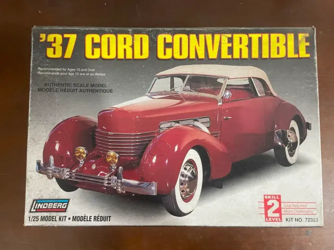 '37 Cord Convertible 1/25 Kit Lindberg