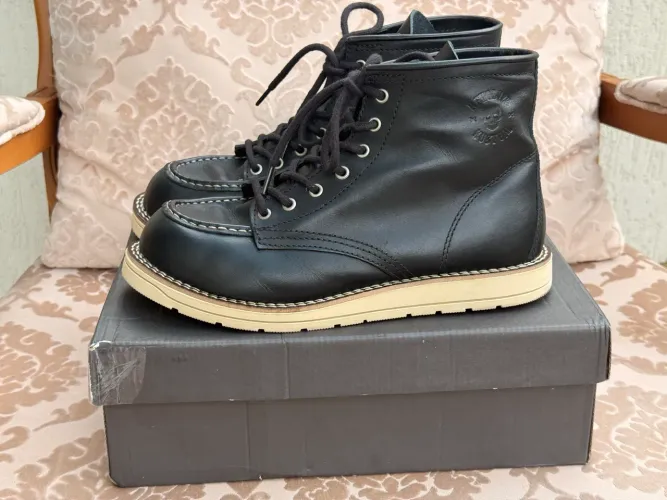 Bota Mac toe
