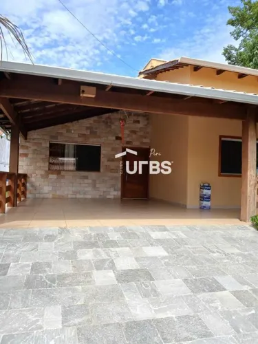 0 - Casa 3 quartos, sendo 2 suítes