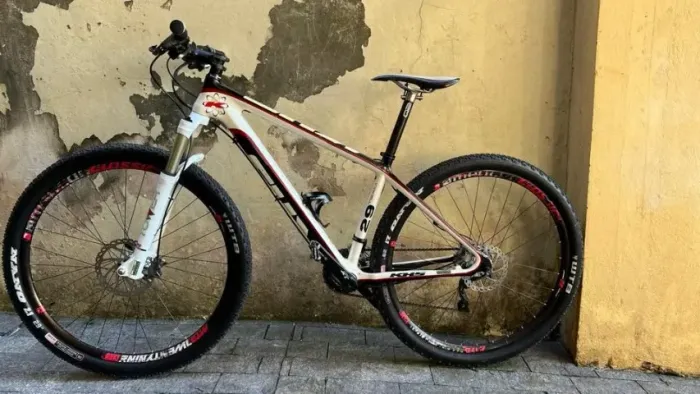 Bicicleta KHS Team 29 Carbono Aro 29 Shimano XTR/XT - Excelente Estado