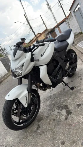 KAWASAKI MODELO Z 750