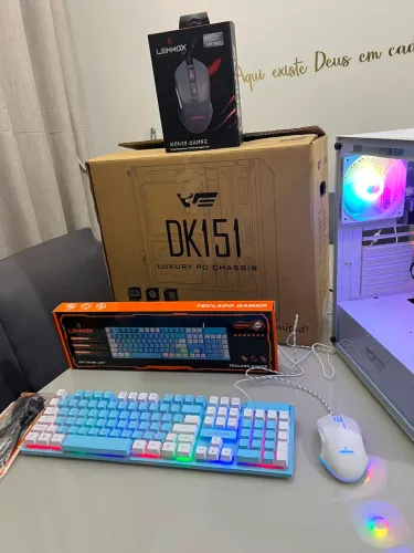 Teclado Gamer RGB