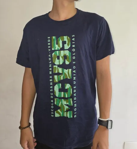 camiseta mancha verde