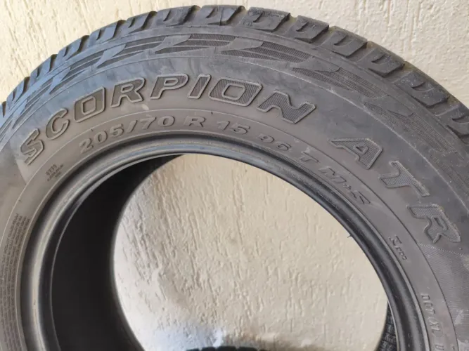 Pneu Pirelli Scorpion original 205 70 R15
