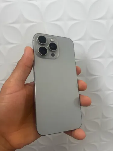 Vendo iPhone 15 pro Max 256GB