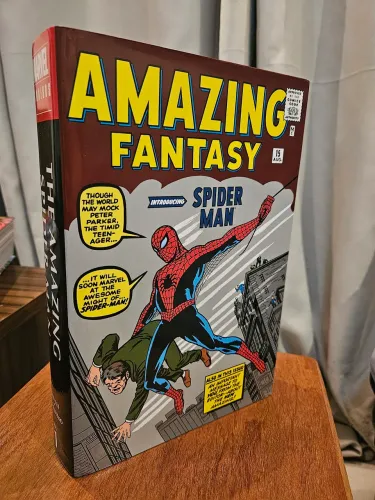 HQ Omnibus Amazing Spiderman 1 em inglês Marvel