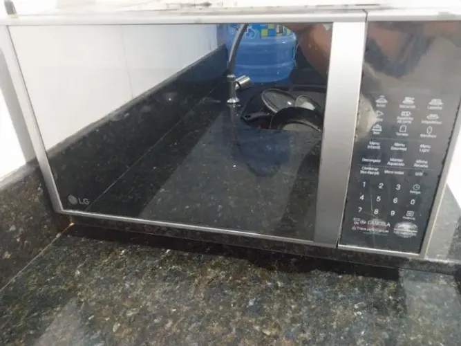 Micro-ondas LG 30 L