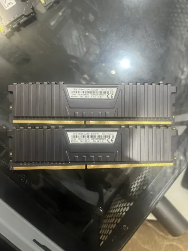 Memória DDR4 corsair 4000