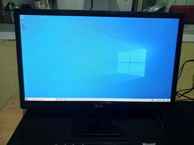 Monitor LG 22" vga e dvi
