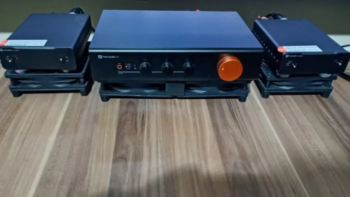 Amplificador Fosi V3 Monoblocos