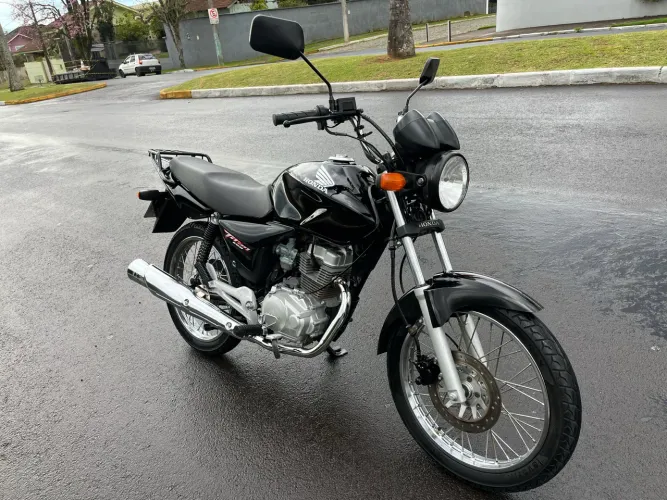 Titan 150 esd completa abaixo da fipe, moto super inteira