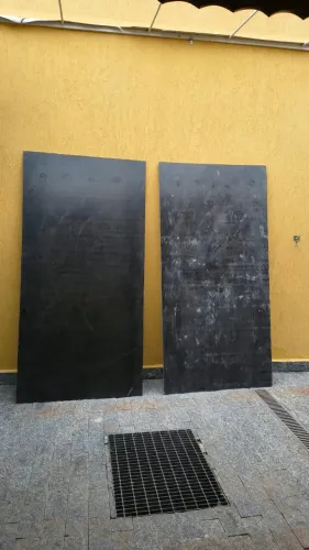 02 maderites usadas plastificado 220 x 110 x 10 mm na cor preta