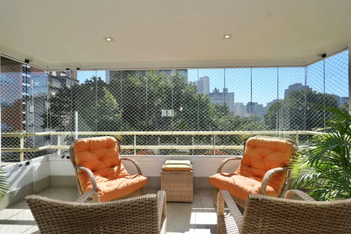 Apartamento para venda em Higienópolis com 4 quartos, sendo 2 suítes, 226m²