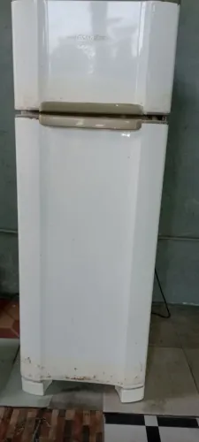 Vendo Geladeira Esmaltec