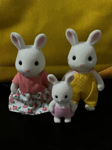 Sylvanian Families Familia Dos Coelhos De Neve