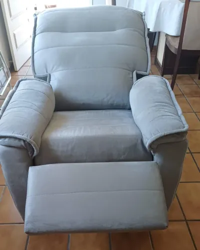 Poltrona reclinável