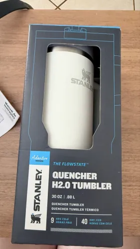 Copo Quencher Stanley original H2.O Tumbler 880 ml