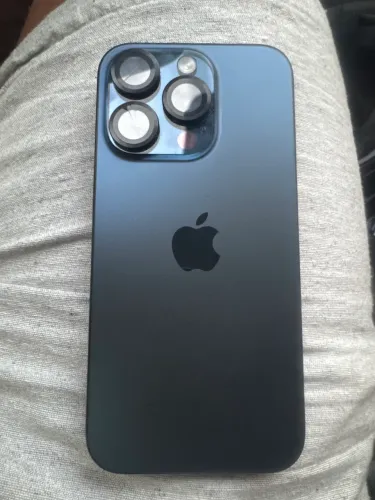 iPhone 15 pro 512gb
