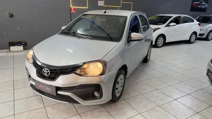 Toyota Etios X 1.3 Flex 16V 5P Mec. 2020