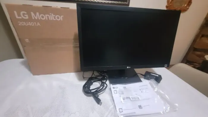 Monitor LG 20 polegadas - 20U401A