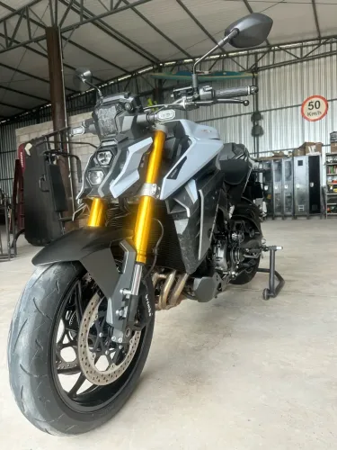 Suzuki Gsx - s 1000 cc