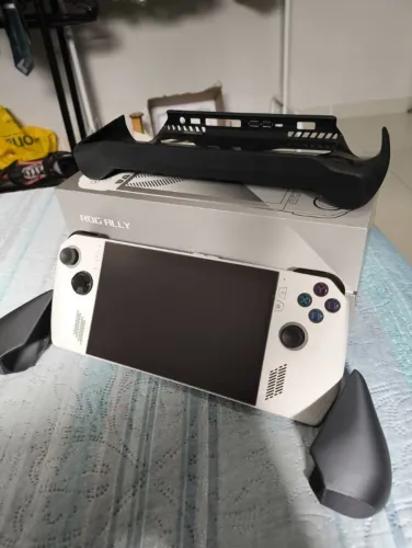 Asus Rog Ally Z1 Extreme - Caixa original, película e capa protetora - 512GB SSD 16GB RAM