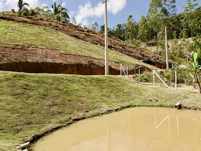 VIVA O SONHO RURAL! CHÁCARA DE TODA BELEZA EM SANTA TERESA*