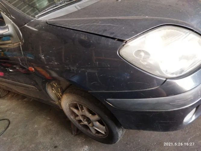 Paralama direito Renault scenic