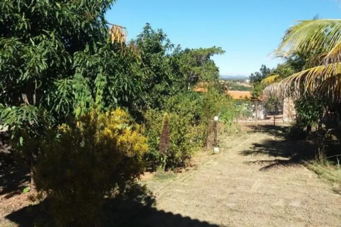 Casa em lote de 750m² todo cercado em tela Jaboticatubas(Varias opçoes).