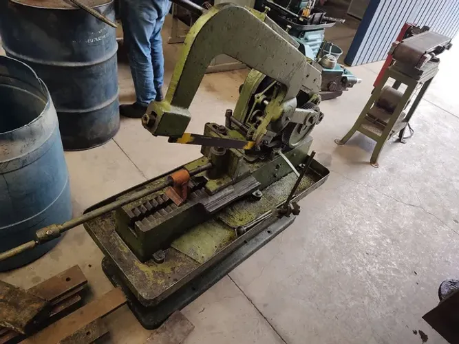 Serra mecanica Hidraulica vaivém franho
