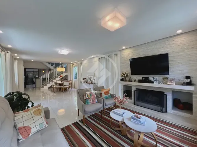 Casa com 4 suítes à venda, 318 m² por R$ 1.200.000 - Cascata do Imbuí - Teresópolis/RJ cod