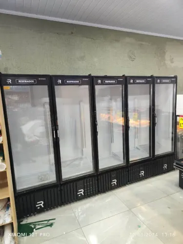 Auto serviço 5 Portas Frios e Lacticínios Refrimate