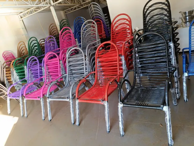 Cadeira de fio novas