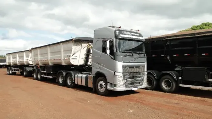 Volvo FH 540 2019/20 6x4 engatado rodocaçamba