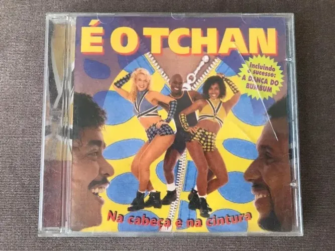 CD usado  É o Tchan