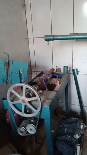Máquina de fazer tela