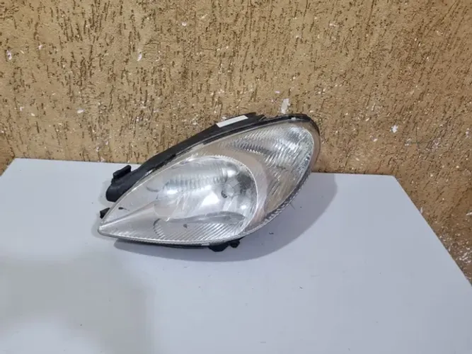 Farol esquerdo Xsara Picasso 2000/2001/2002/2003/2004/2005