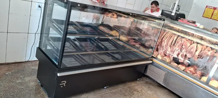 Balcão Açougue Com Prateleiras 2 Metros