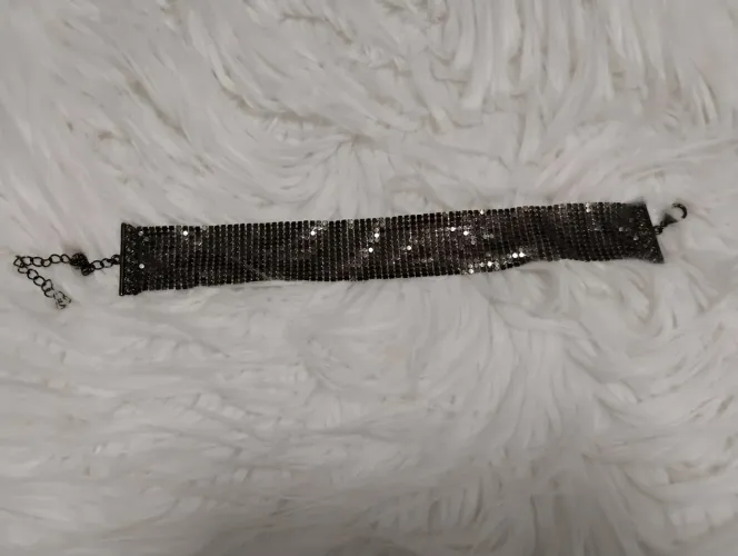 Gargantilha choker