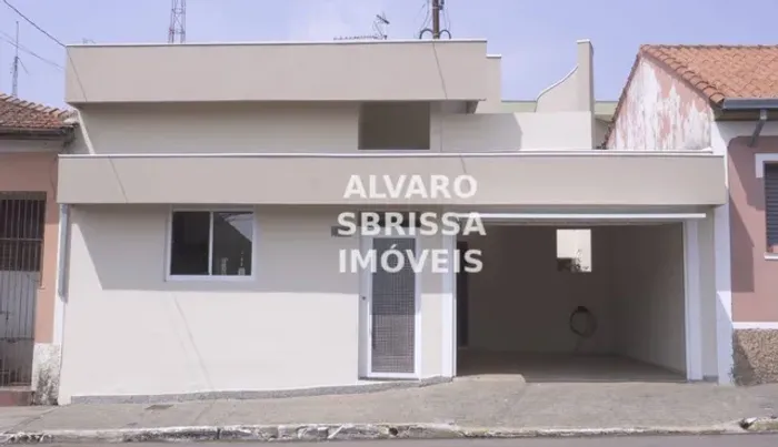 Casa térrea no centro da cidade de Itu com 2 dormitórios, totalmente reformado, acabamento